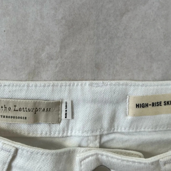 Pilcro & the Letterpress High Rise White Jeans 25 - Picture 9 of 10